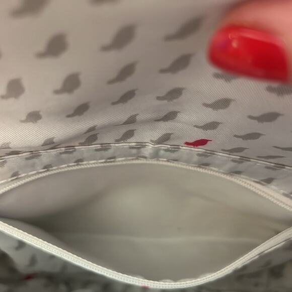 ✨Sold✨ Sakroots Signature Peace Print Fold Over Mini Bag in Spirit Desert - Picture 12 of 13